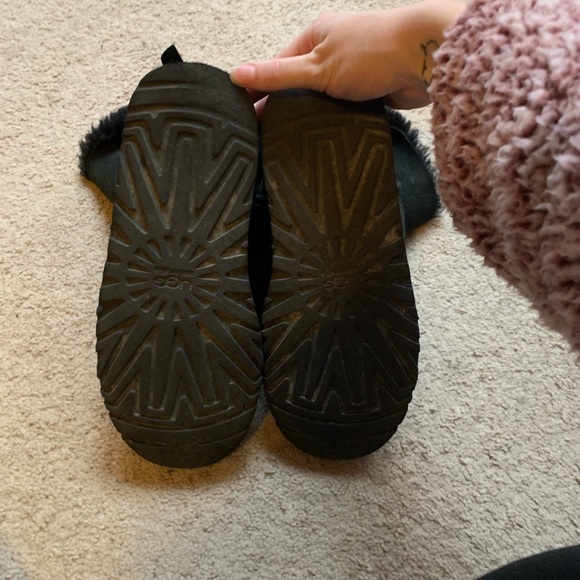 Bailey bow Ugg’s - Picture 6 of 6